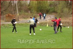 <<->> APASA pentru FOTO la dimensiunea mare <<->>  2007.11.12 Rapid 2 (01)
